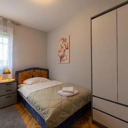 Smile Apartment