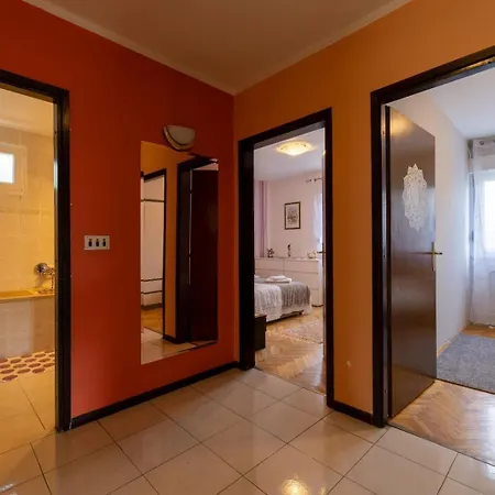 Smile Apartment *